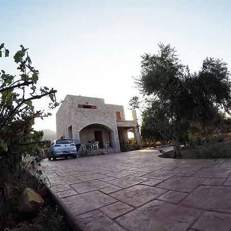 בית נופש Xifias Stonehouse