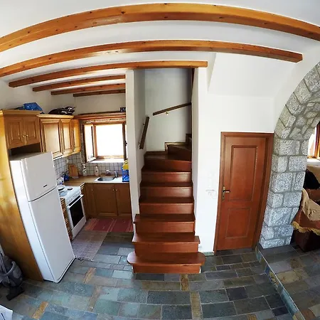 Xifias Stonehouse * Μονεμβασιά