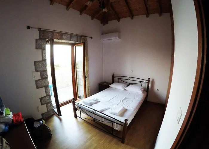 Xifias Stonehouse Μονεμβασιά