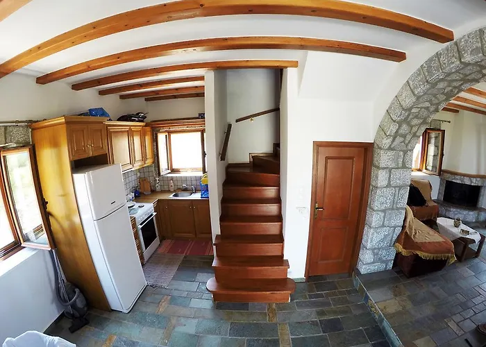 Xifias Stonehouse * Μονεμβασιά